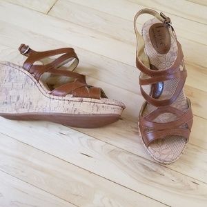 BOC BROWN LEATHER WEDGES